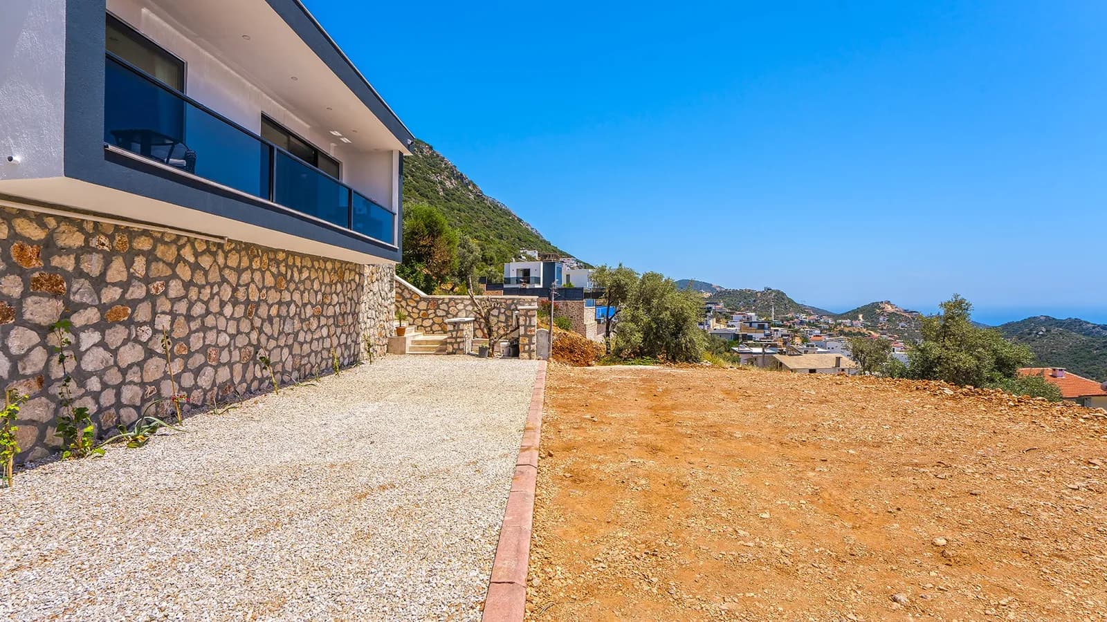 Villa Aldeniz 1, Kaş — muhafazakâr villa