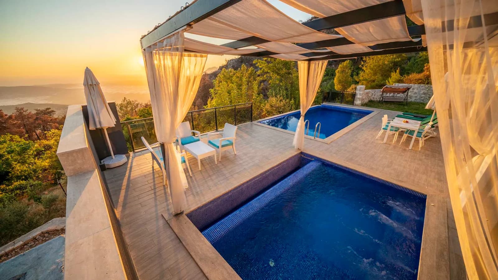 Villa Arzum, Kaş — muhafazakâr villa