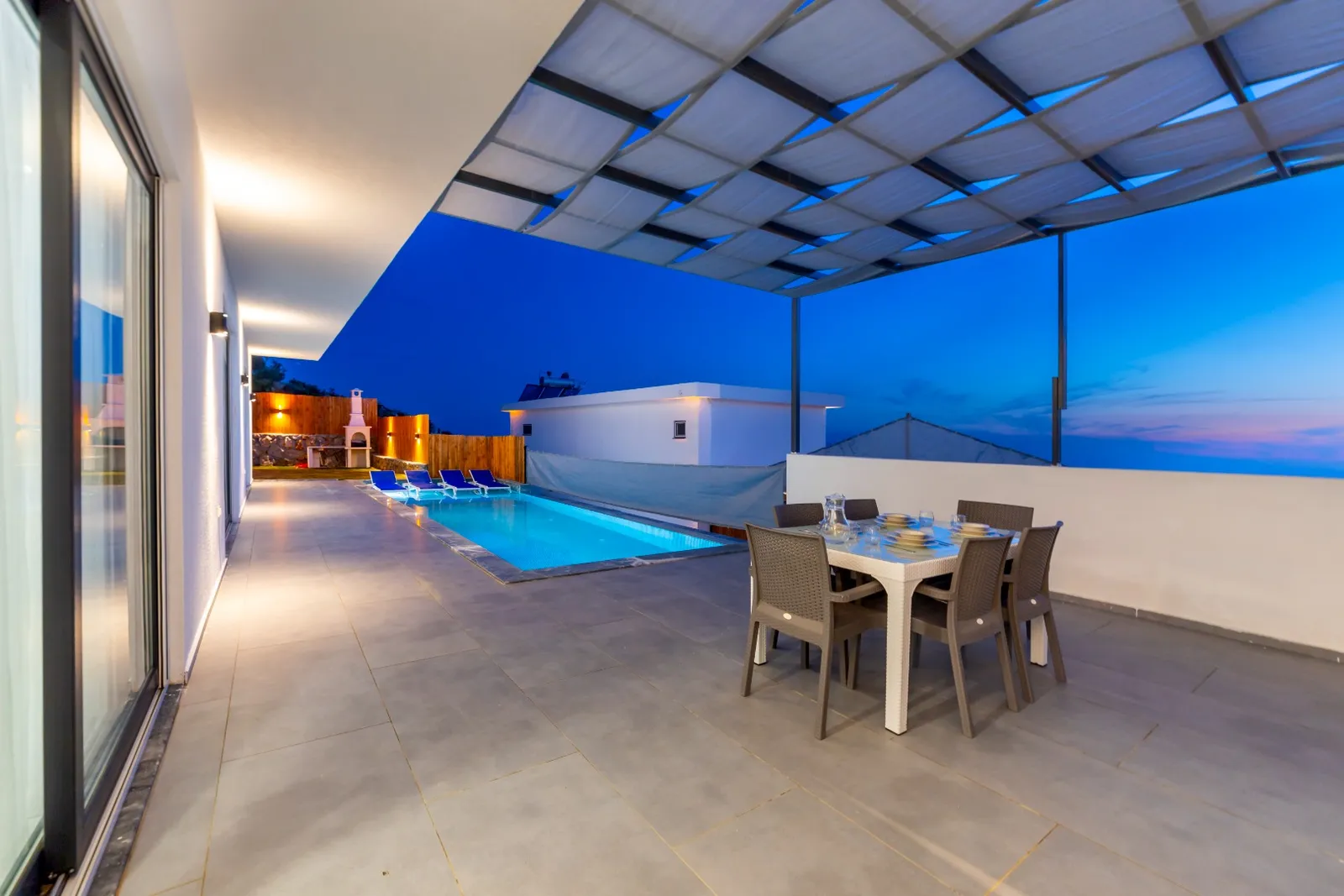 Villa Benetti 4, Kaş — muhafazakâr villa