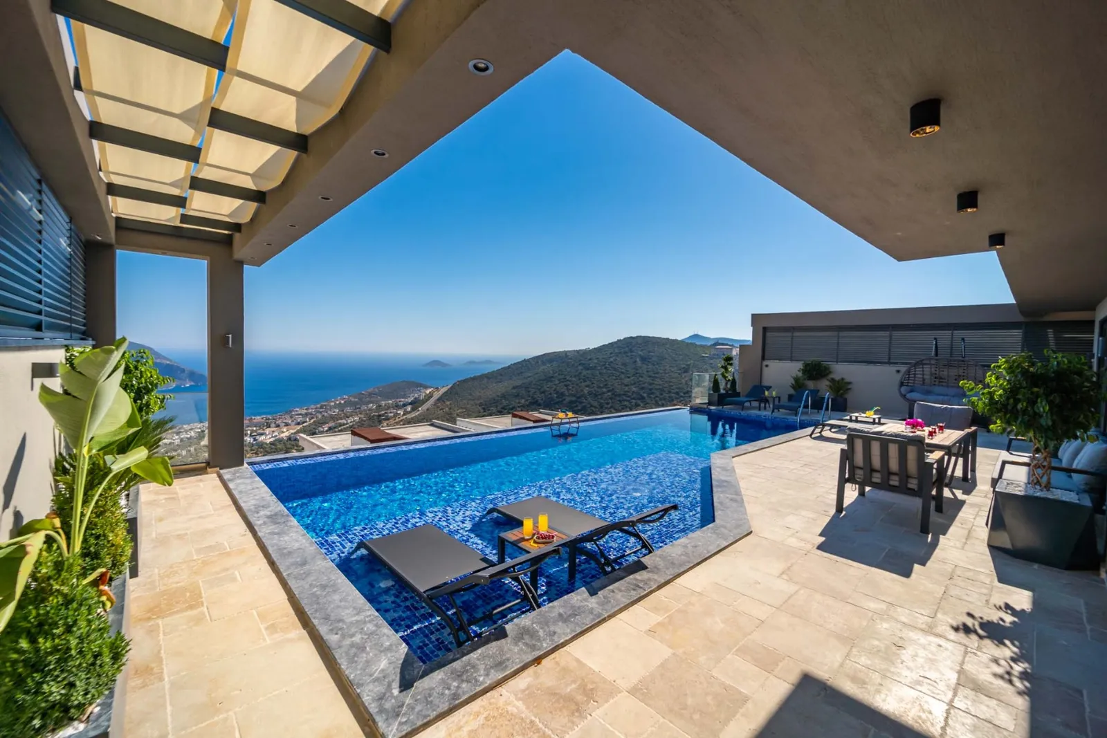 Villa Benten, Kaş — muhafazakâr villa