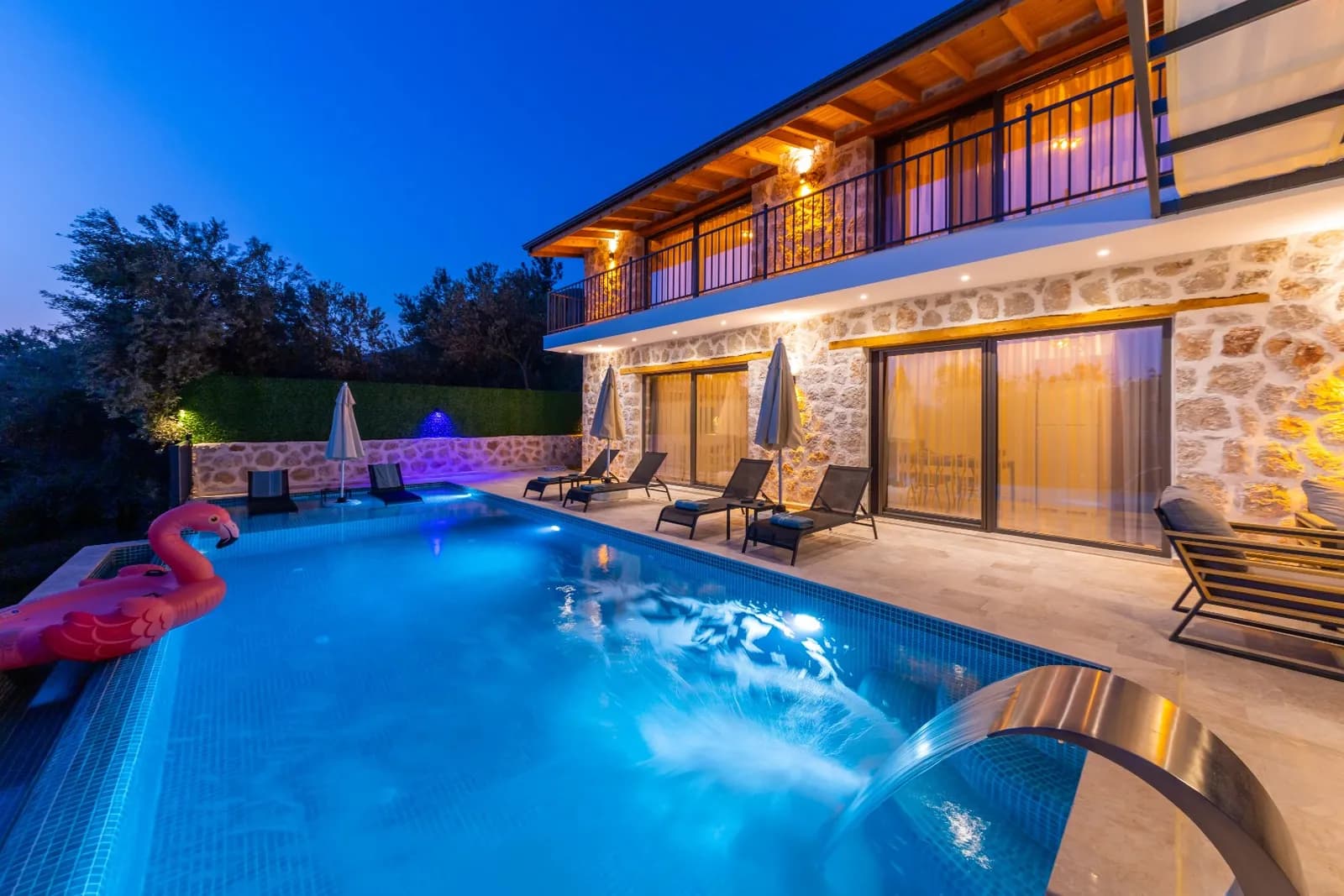 Villa Berlingo, Kaş — muhafazakâr villa