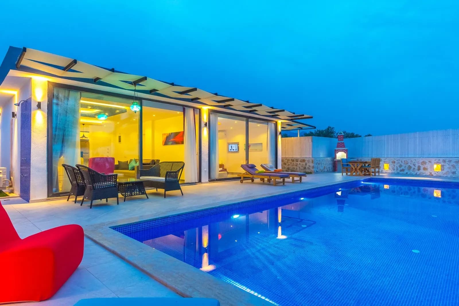 Villa Bulem Üzümlü, Kaş — muhafazakâr villa