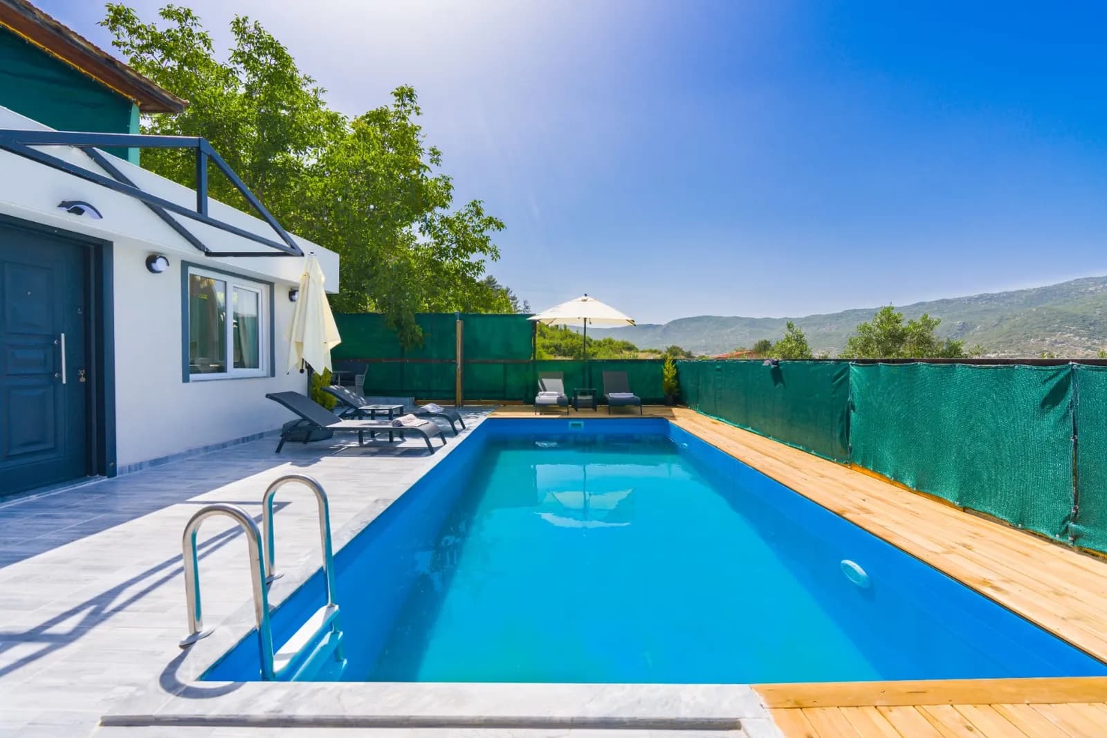 Villa Can Evi, Kaş — muhafazakâr villa