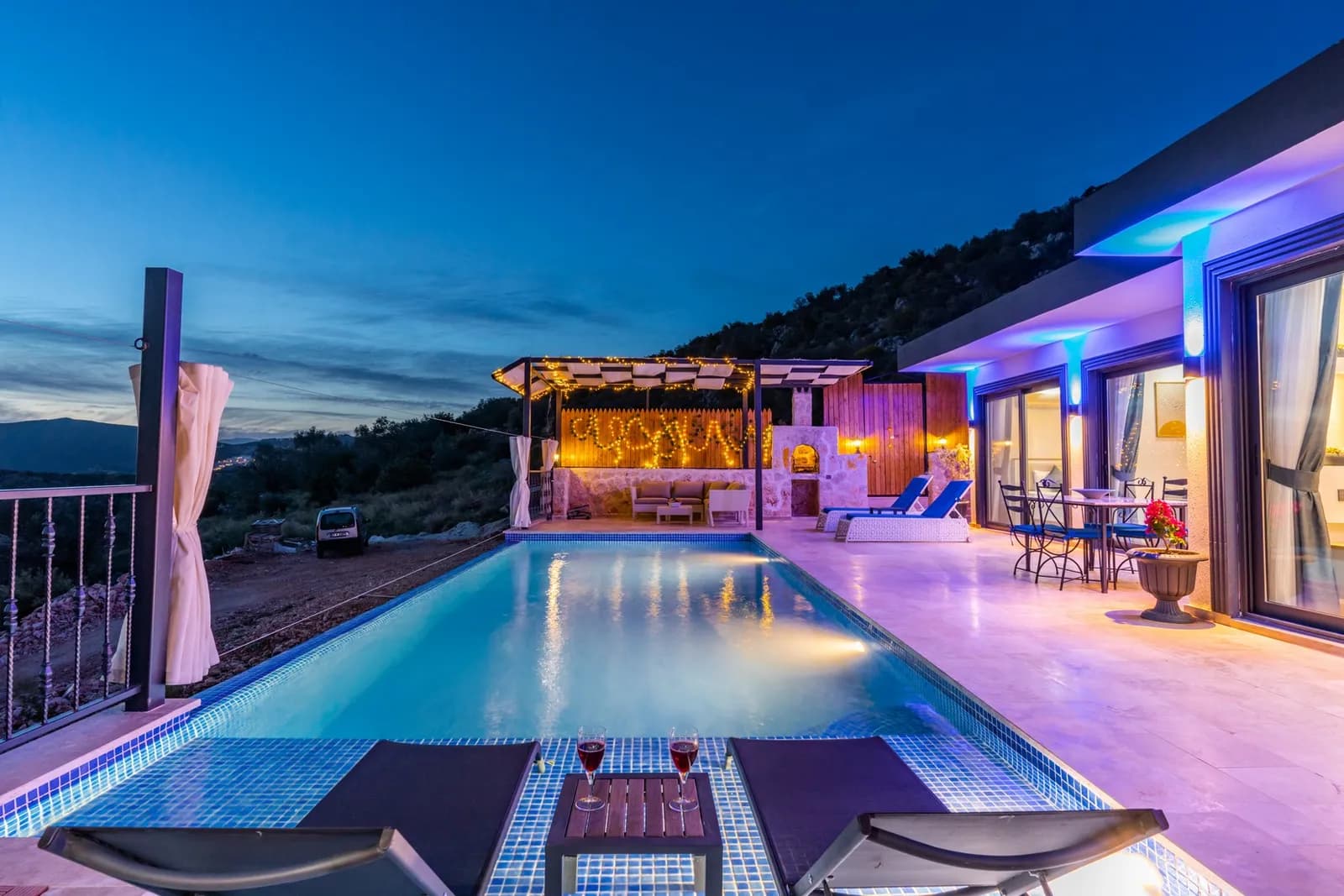 Villa Çelik Ulugöl, Kaş — muhafazakâr villa