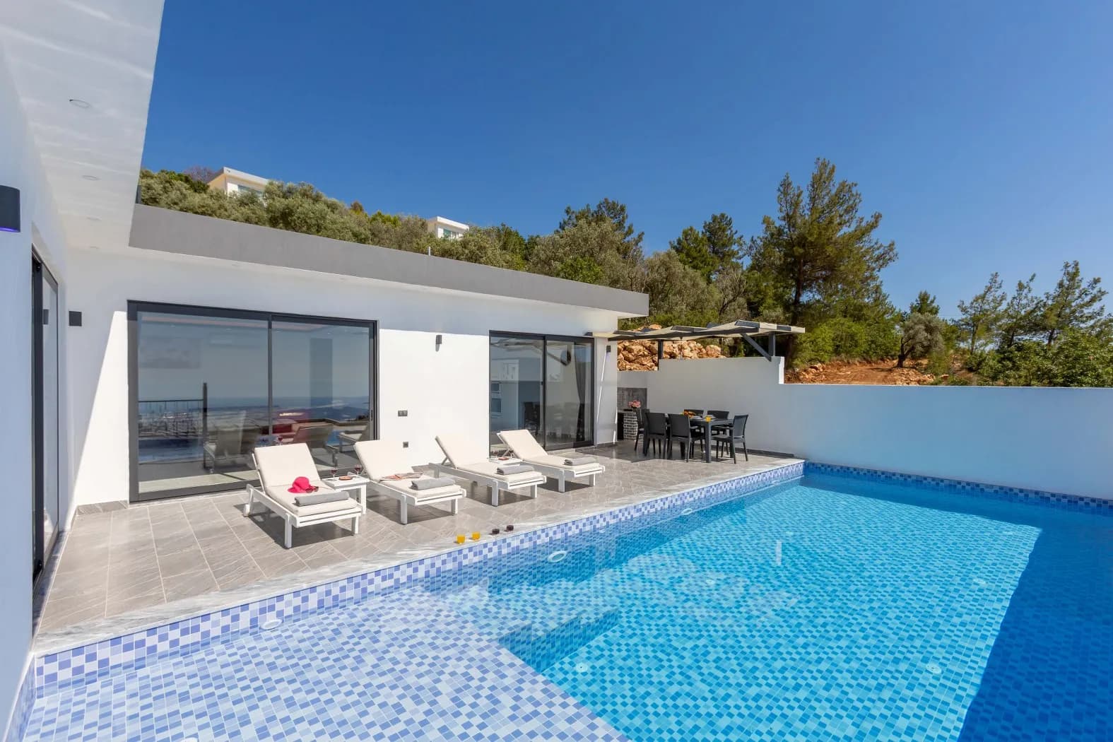 Villa Derya, Kaş — muhafazakâr villa