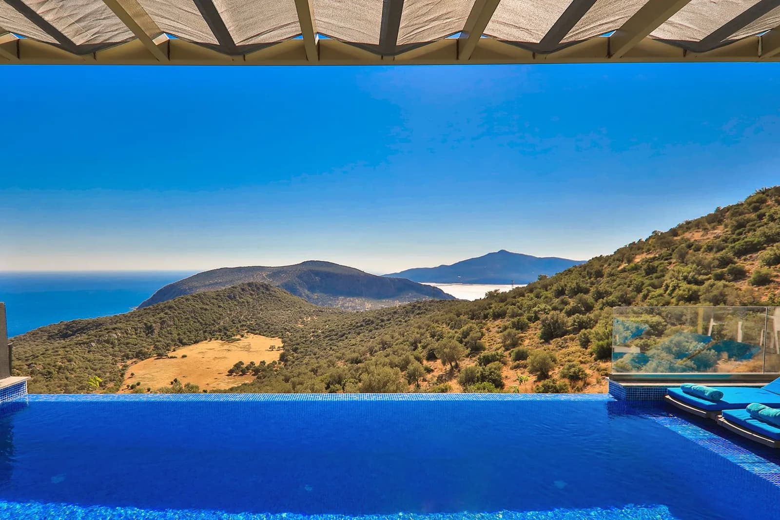 Villa Ellini, Kaş — muhafazakâr villa