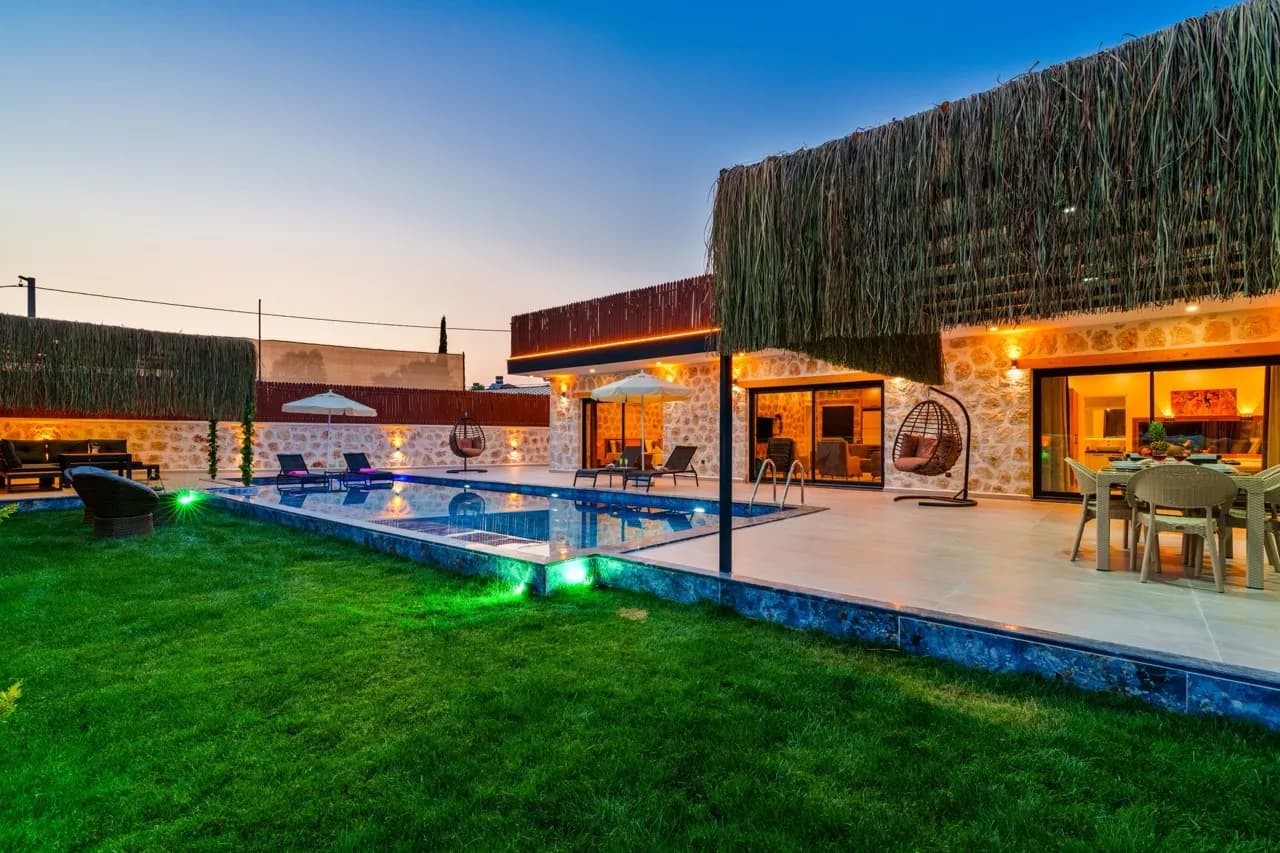 Villa Elsiya, Kaş — muhafazakâr villa