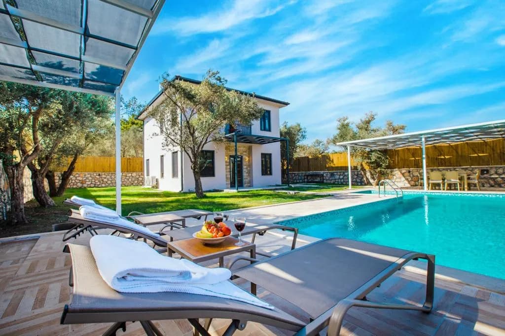 Villa Ersan 3, Kaş — muhafazakâr villa