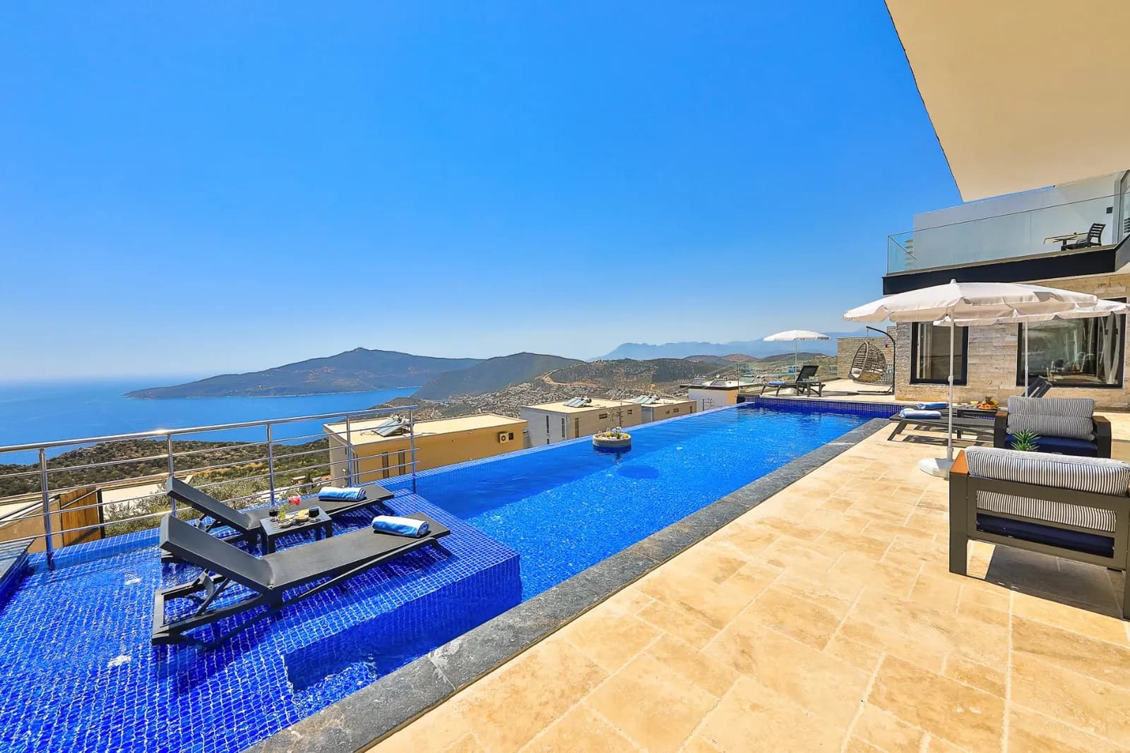 Villa Esila Kördere, Kaş — muhafazakâr villa