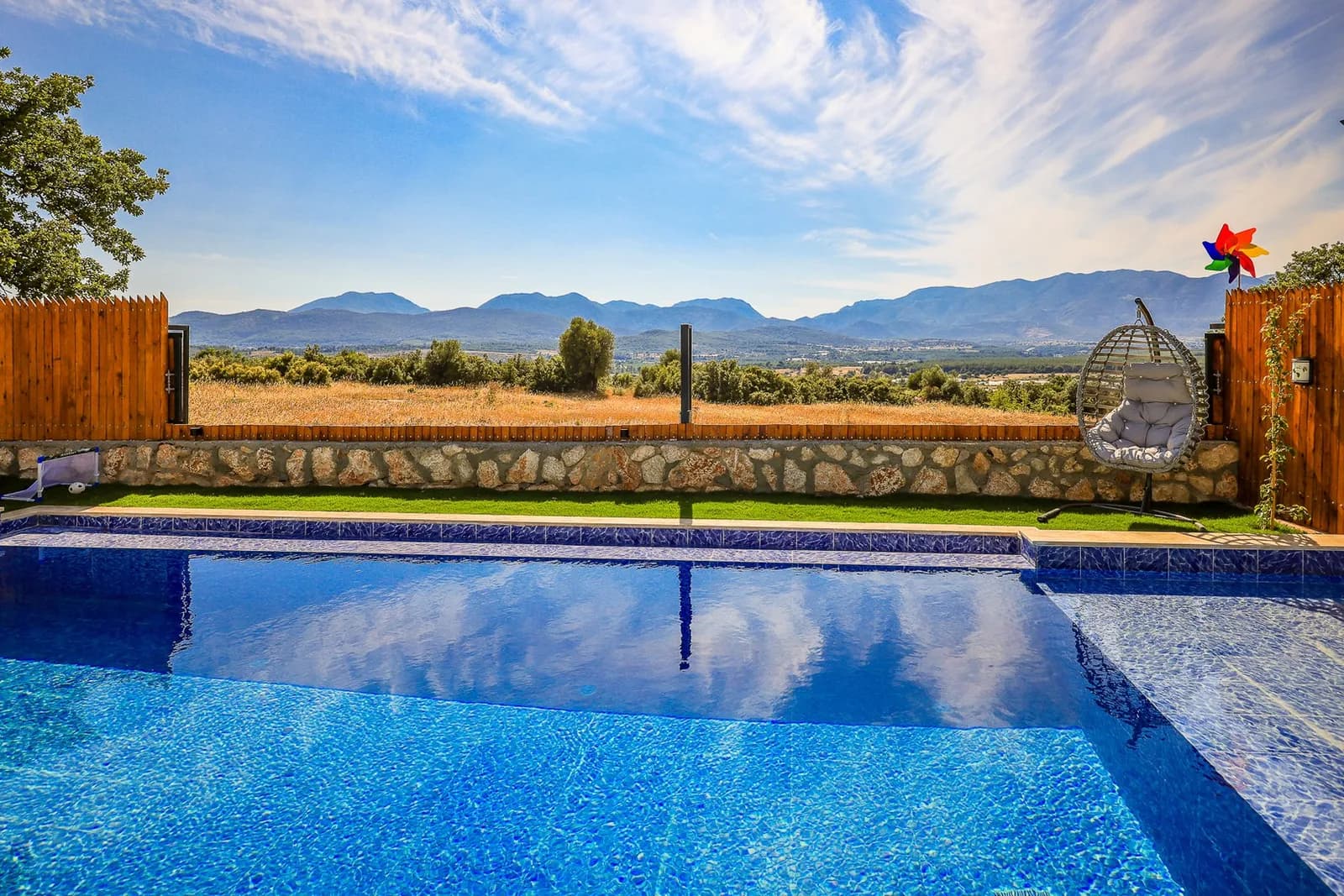 Villa Esilma, Kaş — muhafazakâr villa