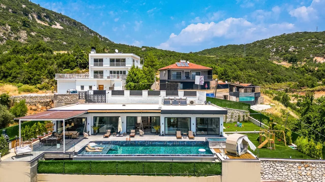 Villa Free, Kaş — muhafazakâr villa