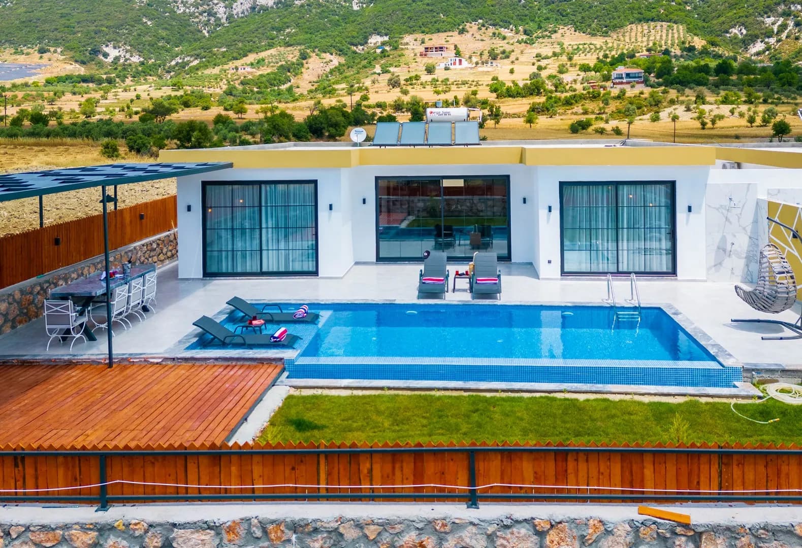 Villa Golden 2, Kaş — muhafazakâr villa