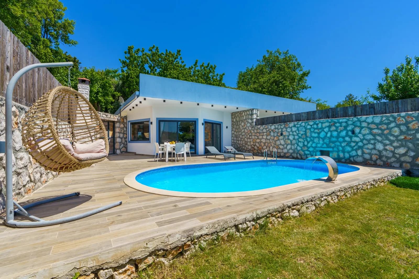 Villa Hep Balayı, Kaş — muhafazakâr villa