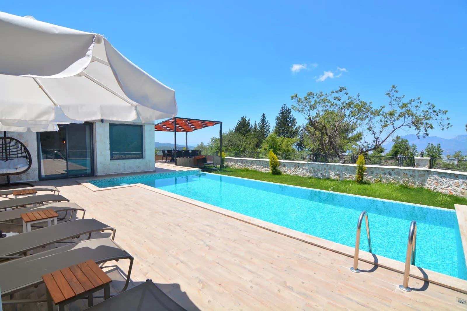 Villa İlkyaz Garden, Kaş — muhafazakâr villa