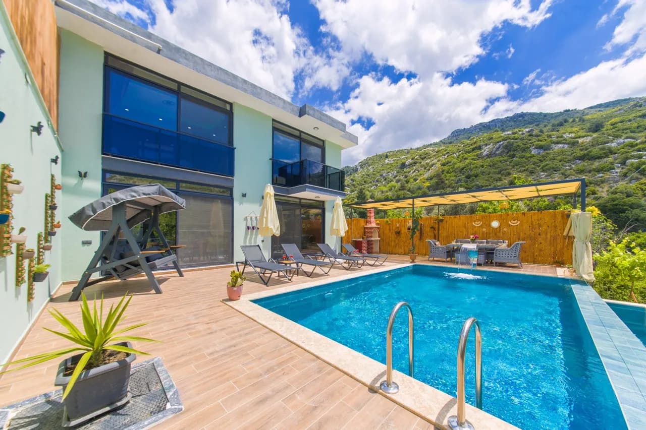 Villa Lotus İslamlar, Kaş — muhafazakâr villa