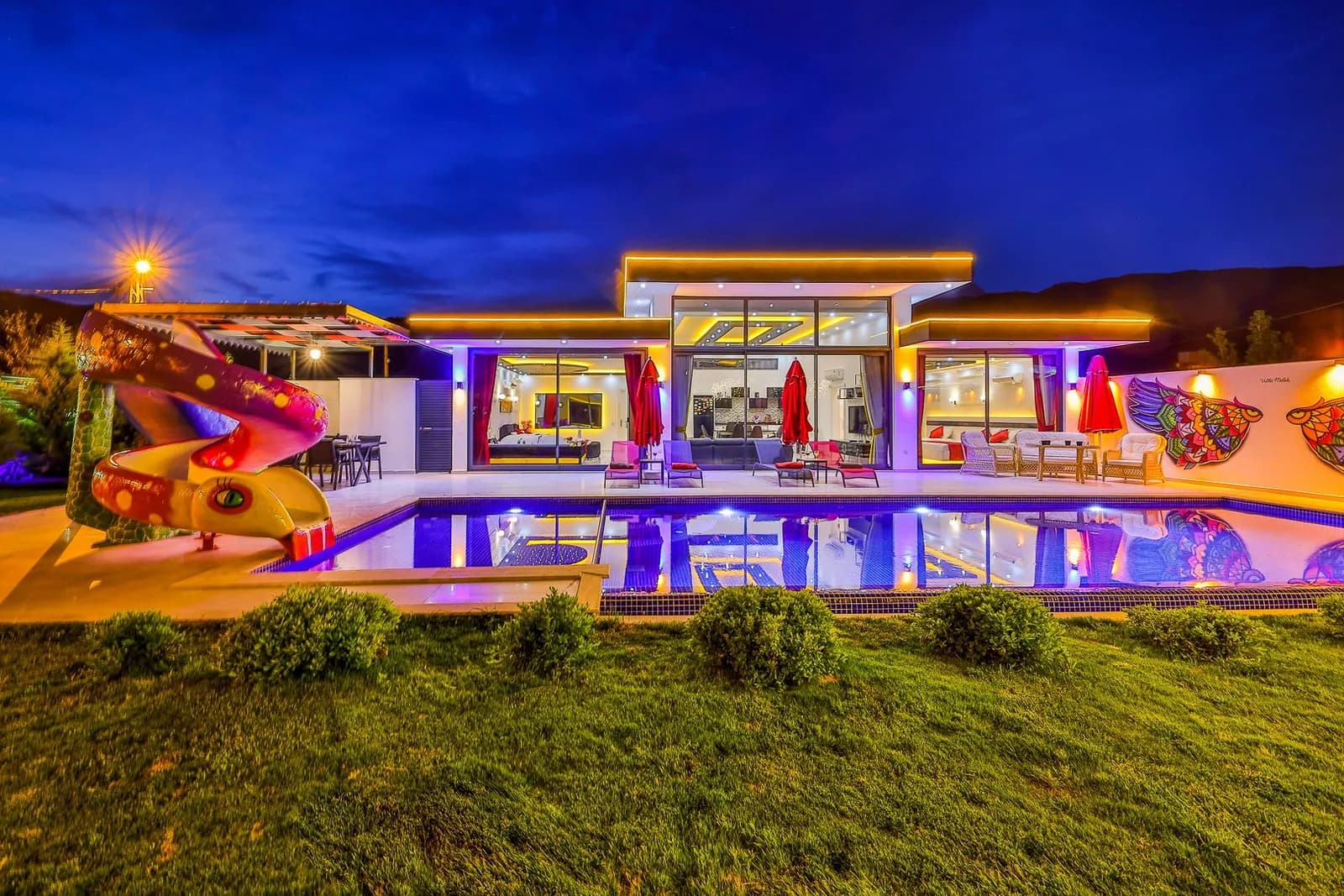 Villa Meleğim, Kaş — muhafazakâr villa