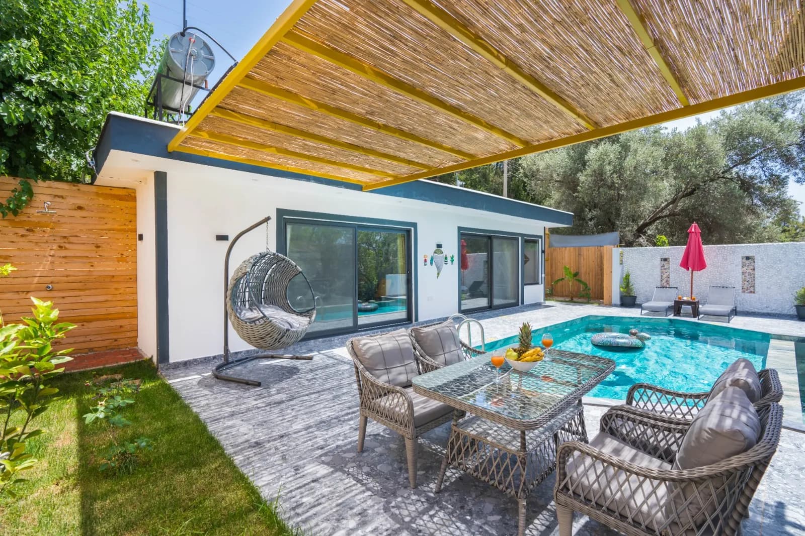Villa Melikem, Kaş — muhafazakâr villa