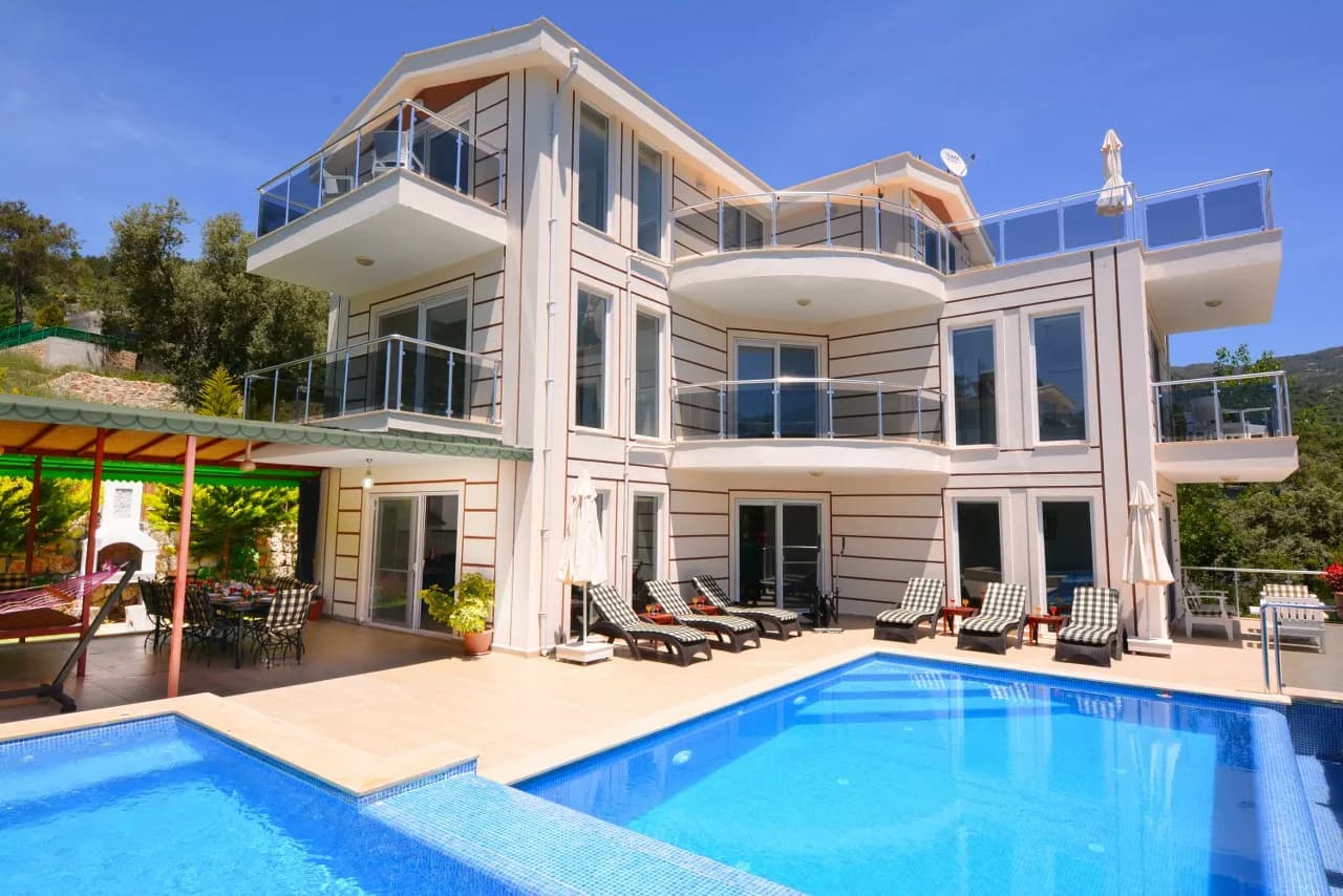 Villa Melodi 3, Kaş — muhafazakâr villa
