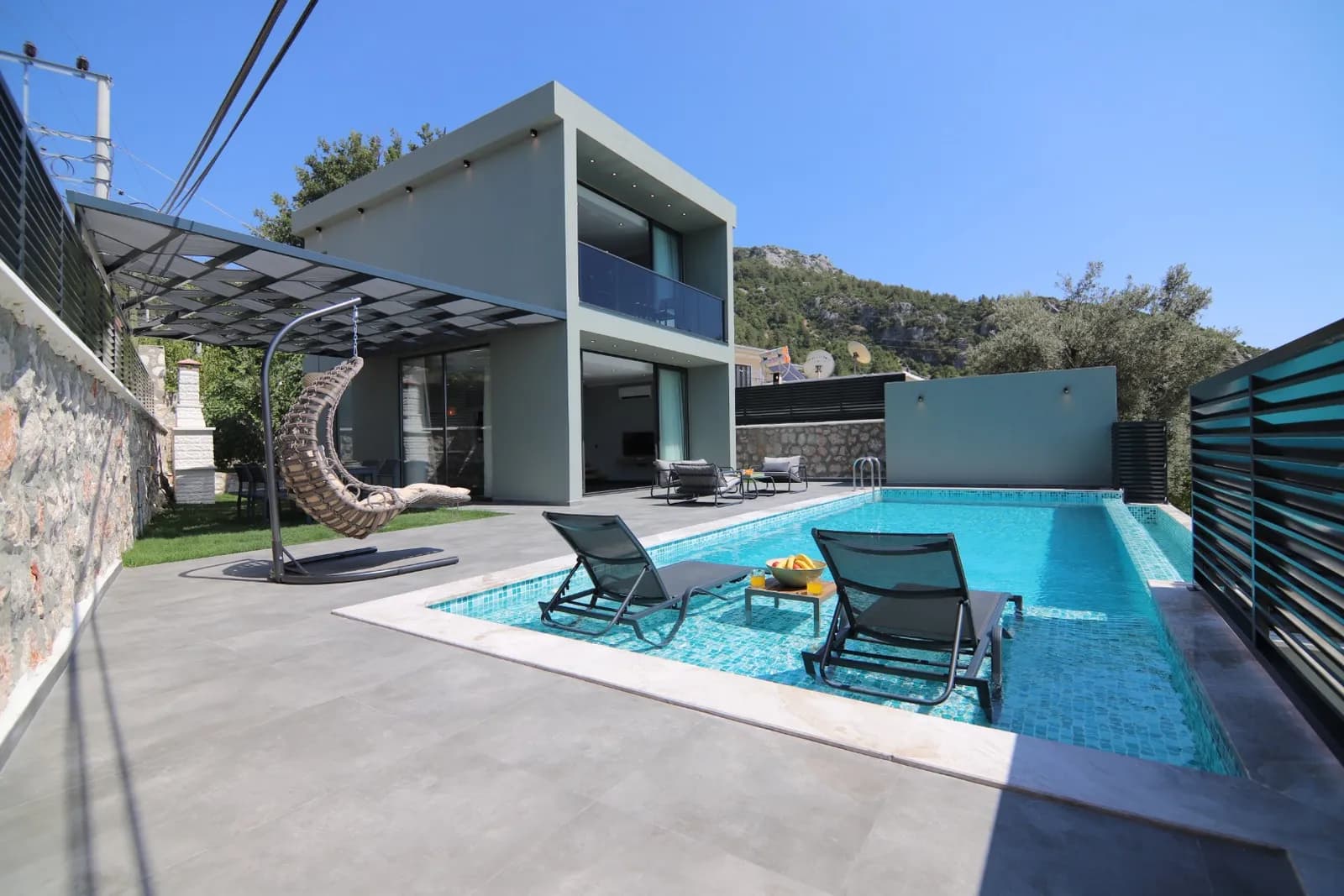 Villa Mermaid, Kaş — muhafazakâr villa