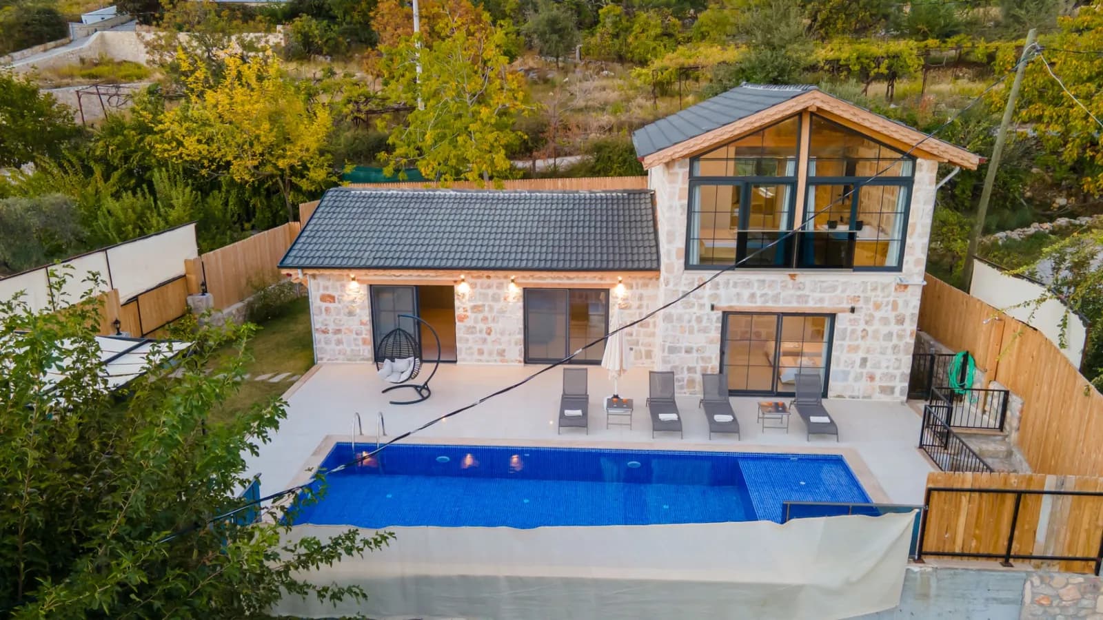 Villa Milat 2, Kaş — muhafazakâr villa