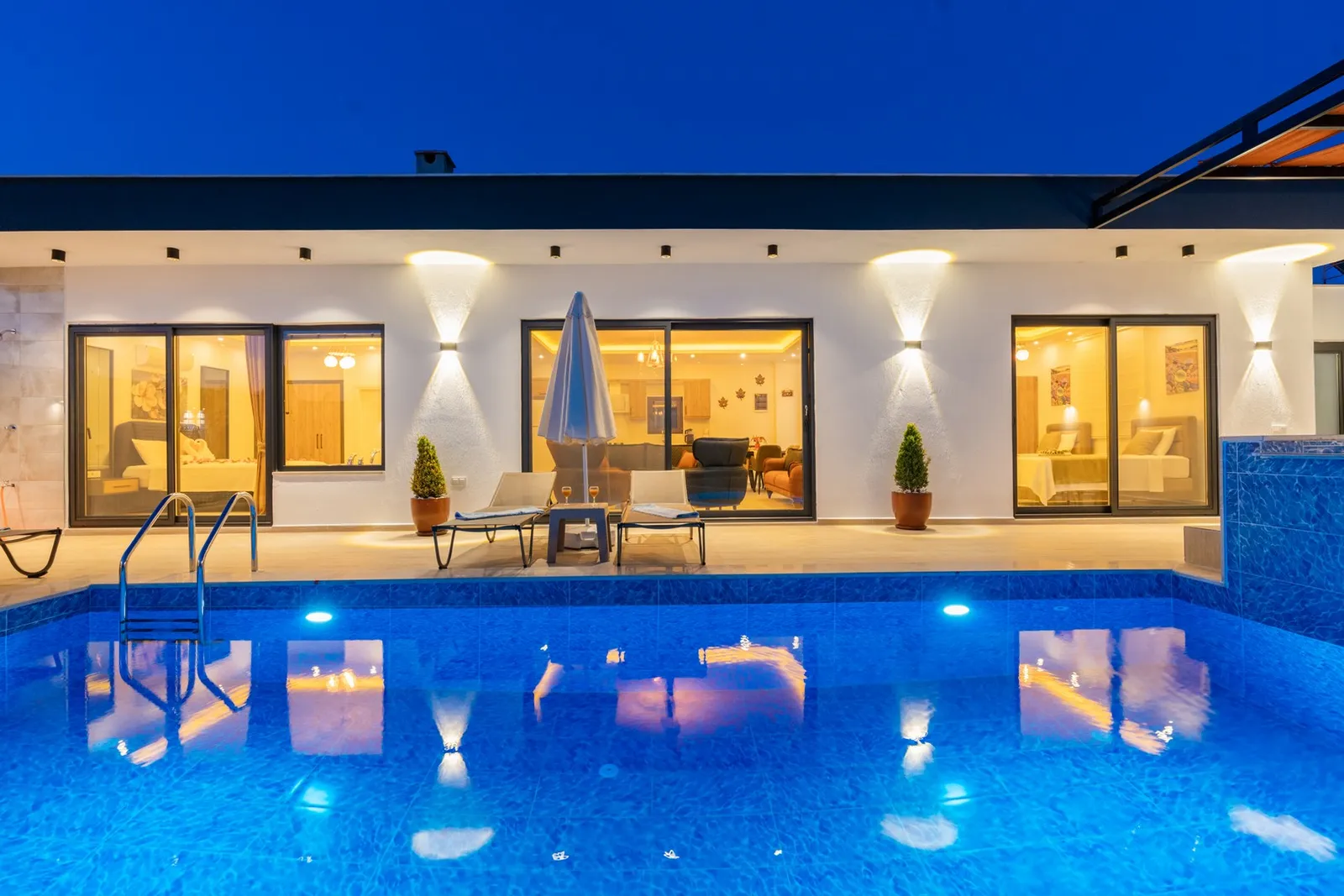 Villa Milid, Kaş — muhafazakâr villa