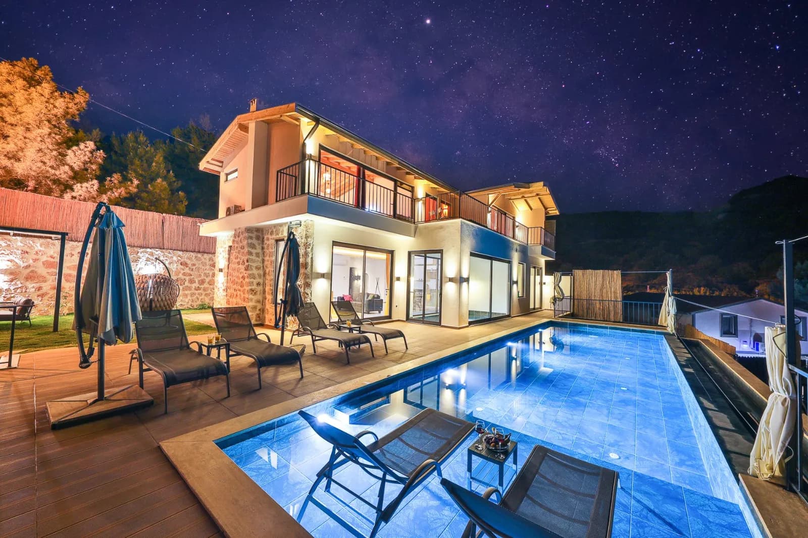 Villa Mirador, Kaş — muhafazakâr villa