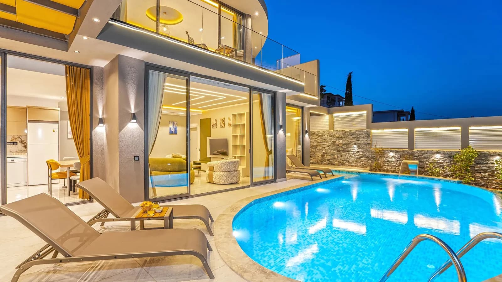 Villa Nairobi, Kaş — muhafazakâr villa