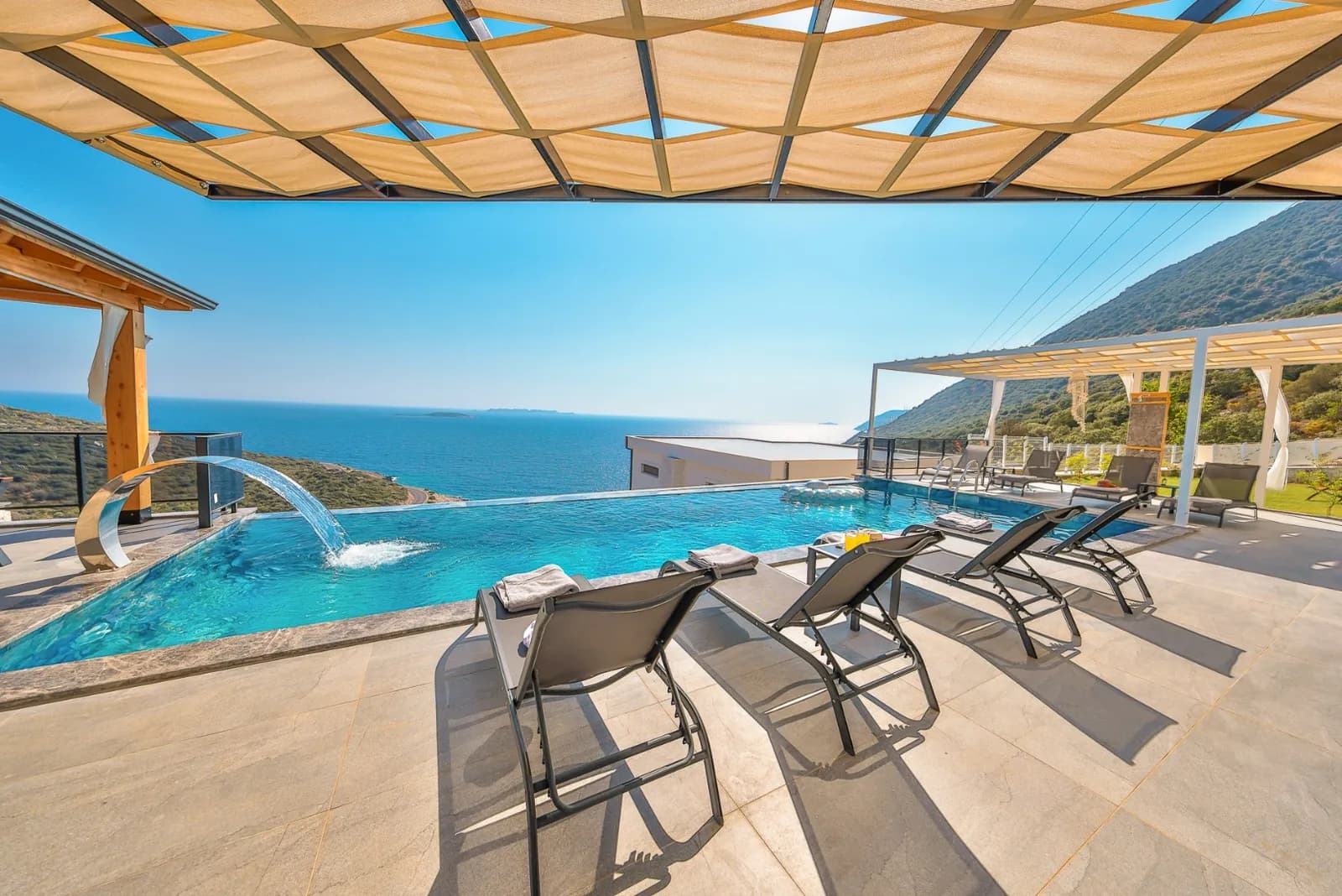 Villa Nar House, Kaş — muhafazakâr villa