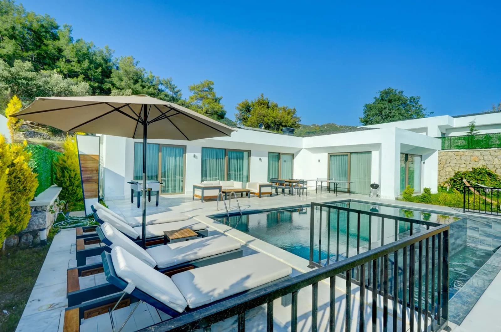 Villa Neptune Planet, Kaş — muhafazakâr villa