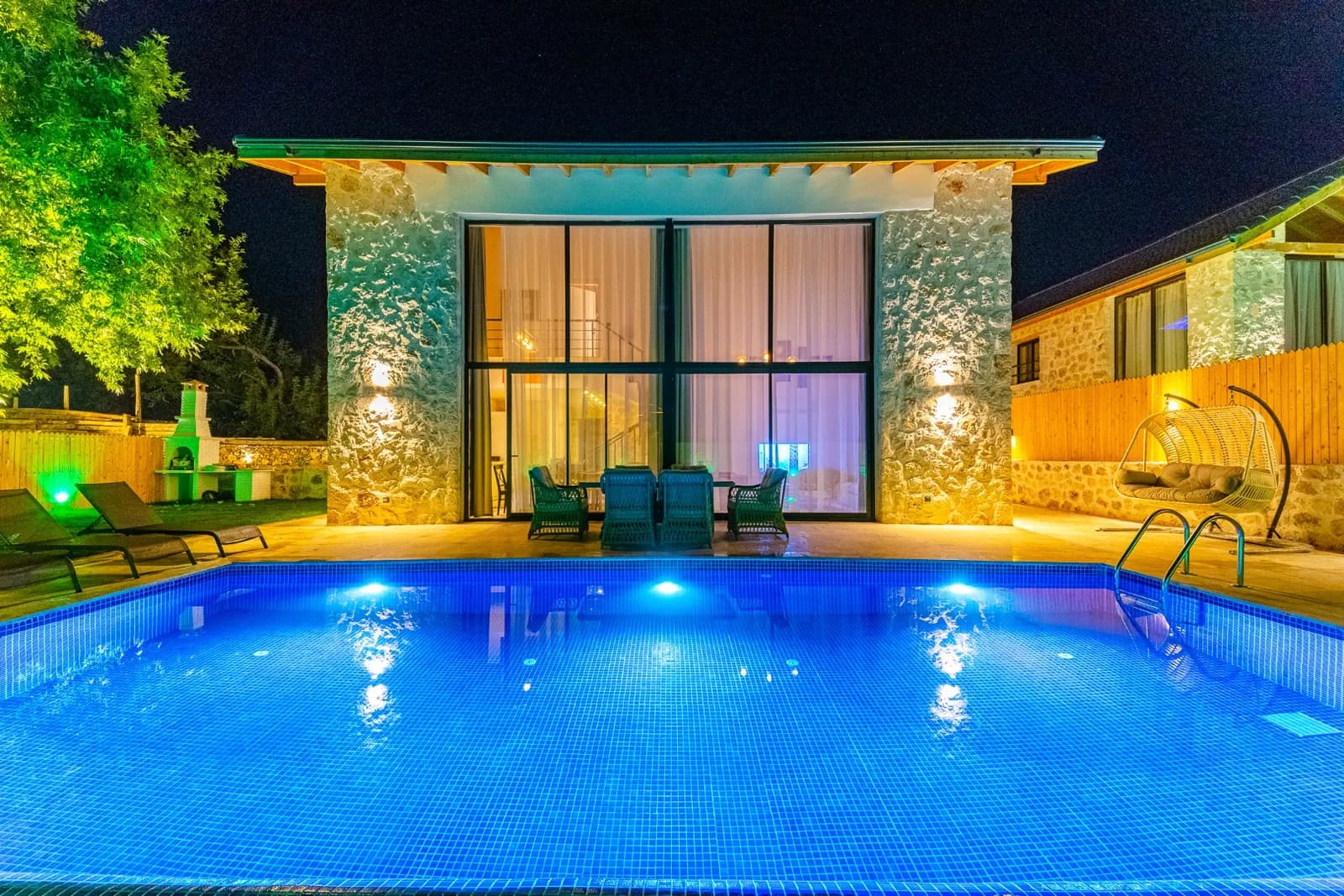 Villa Orion House, Kaş — muhafazakâr villa