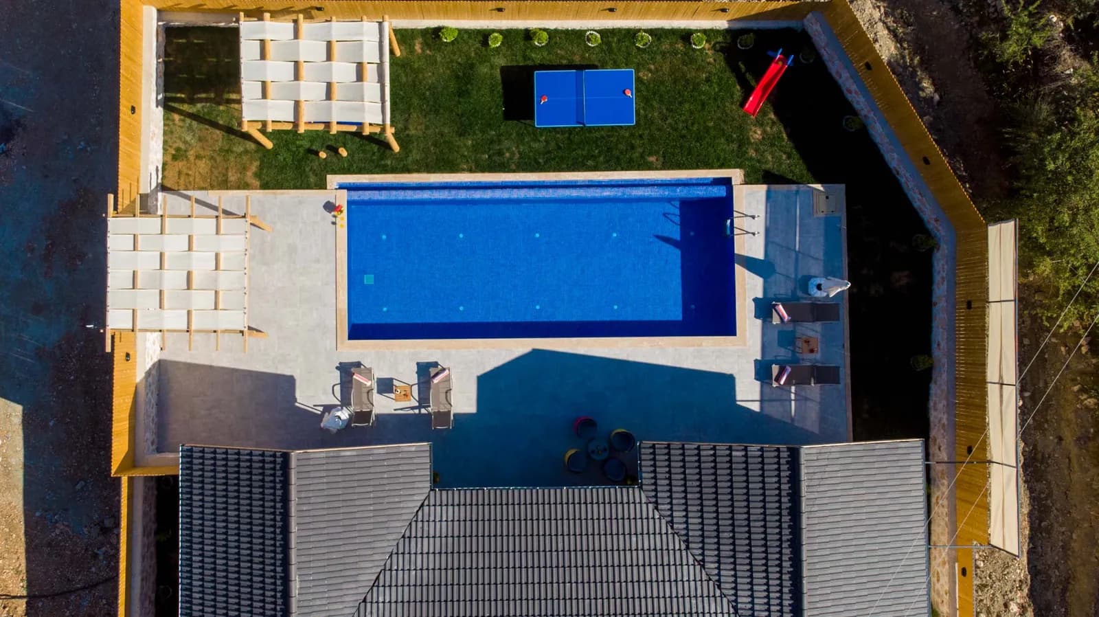 Villa Oslo, Kaş — muhafazakâr villa