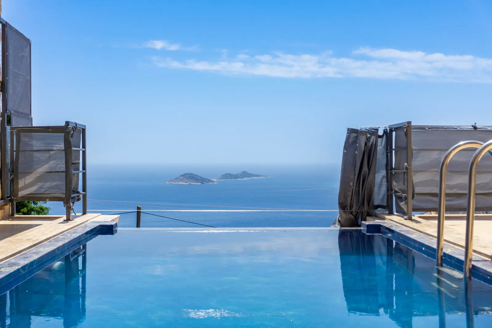 Villa Patika 5, Kaş — muhafazakâr villa
