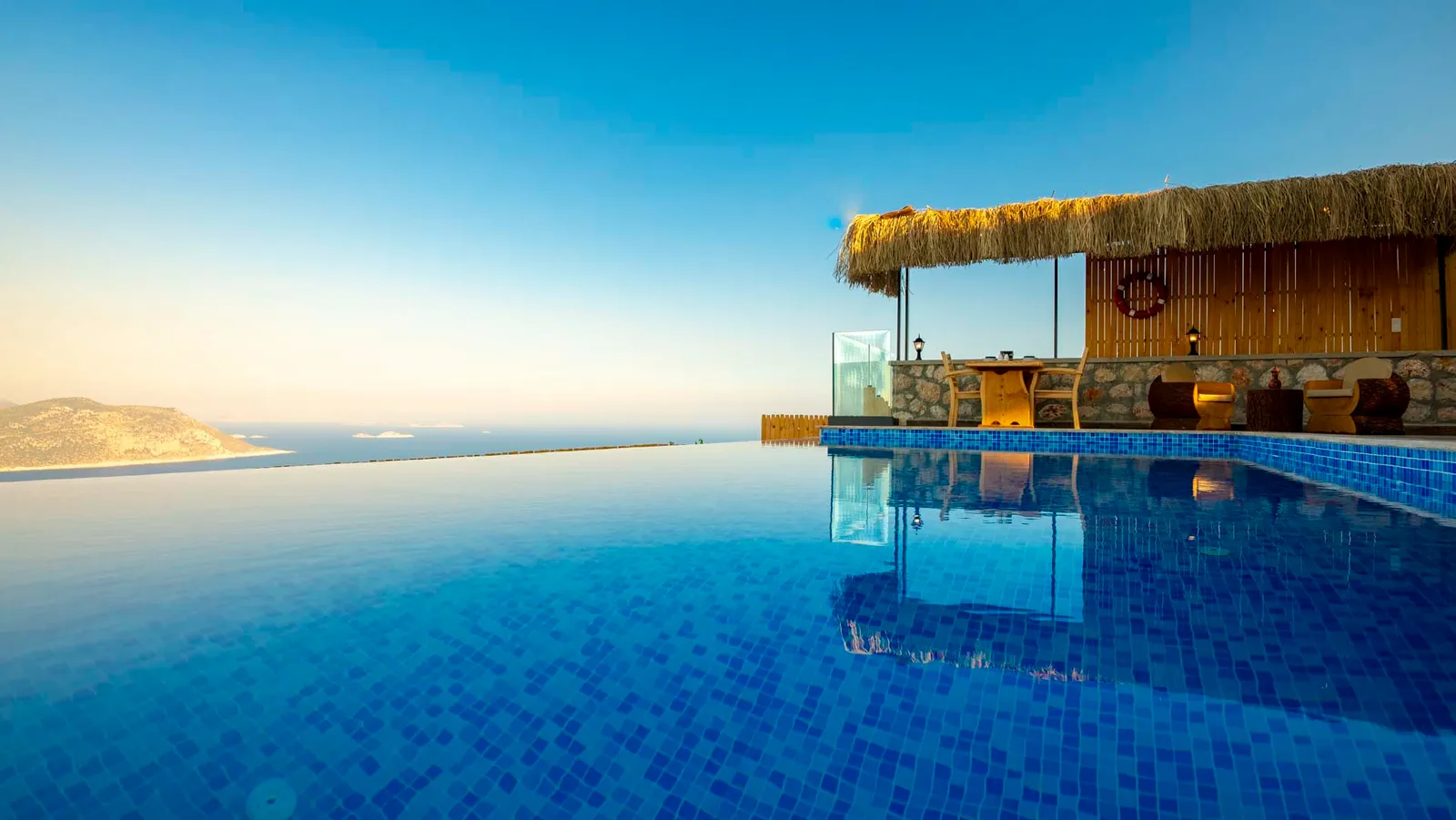 Villa Rixsos Balayı, Kaş — muhafazakâr villa