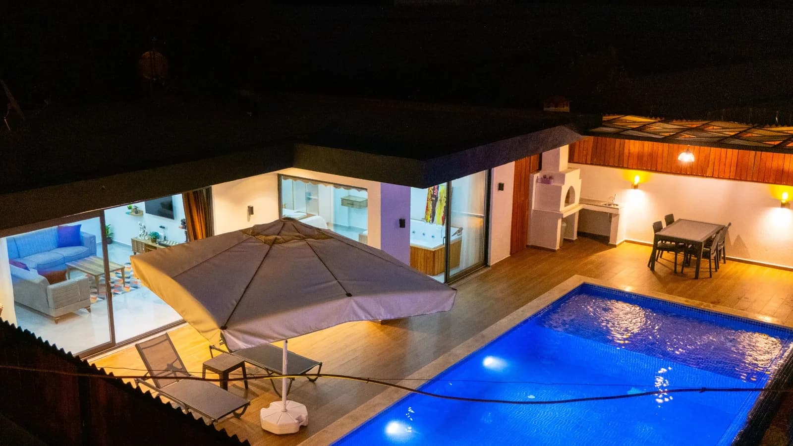 Villa Safari Balayı, Kaş — muhafazakâr villa