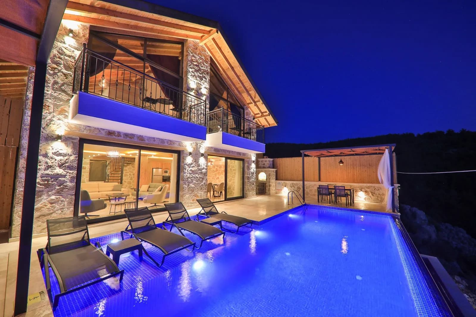 Villa Saltanat Patara, Kaş — muhafazakâr villa
