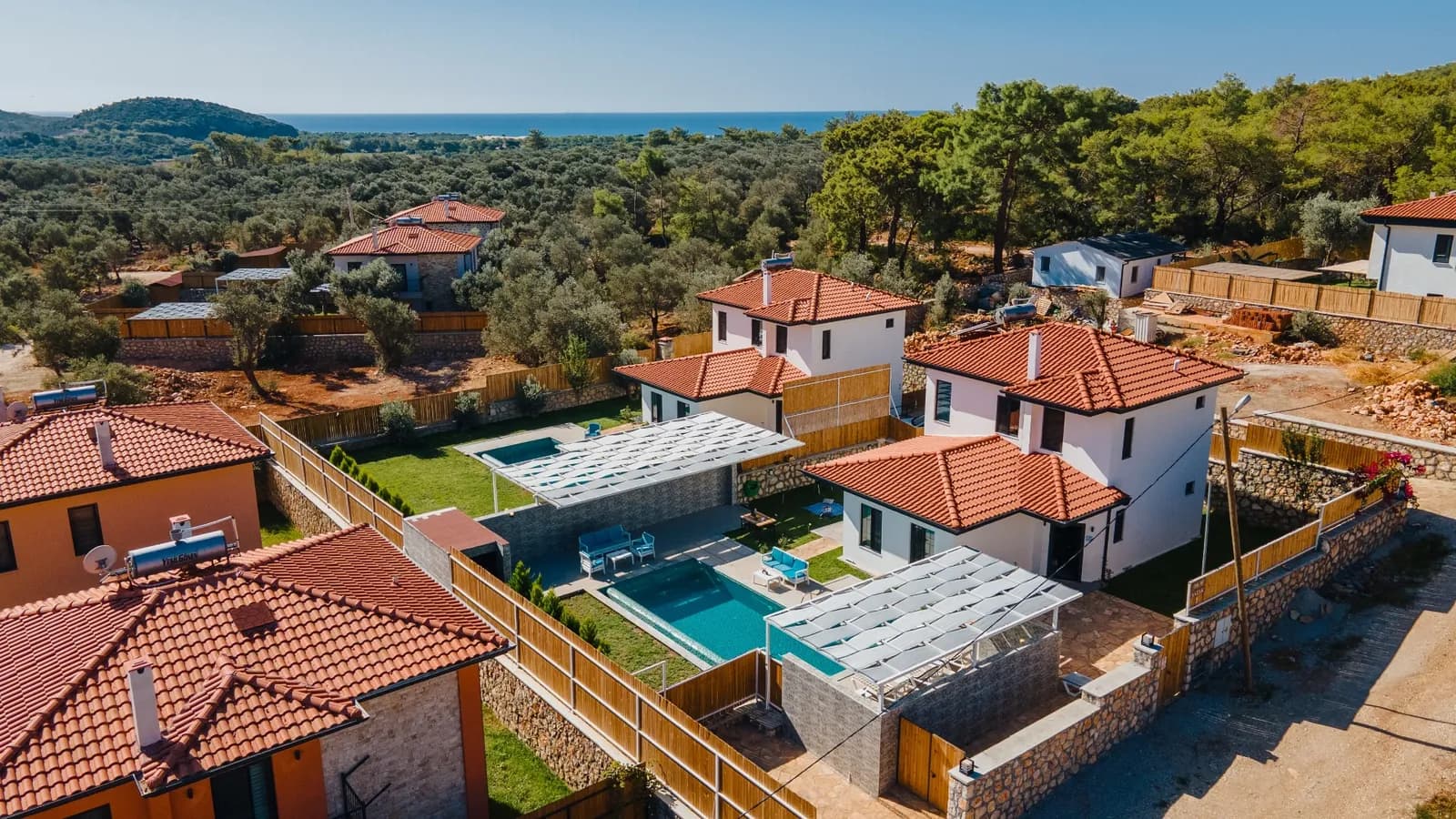 Villa Sazak Uno, Kaş — muhafazakâr villa