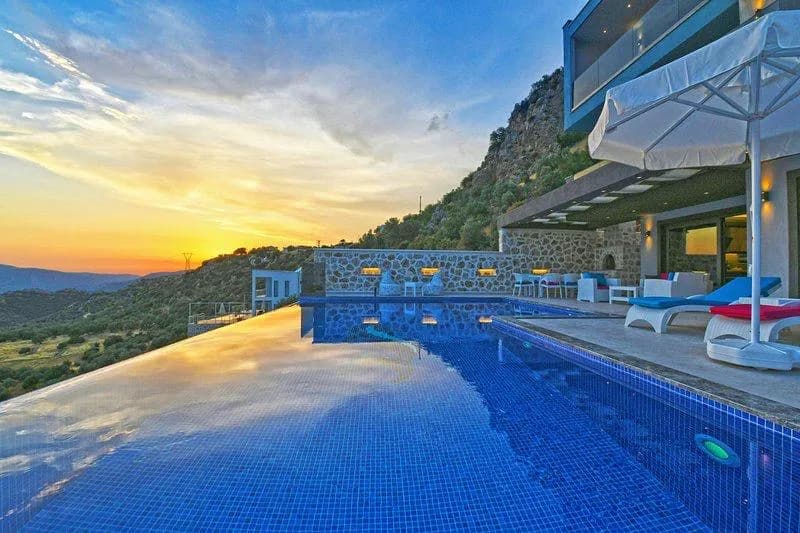 Villa Secret, Kaş — muhafazakâr villa