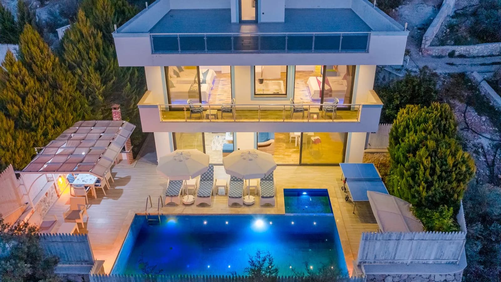Villa Selinay, Kaş — muhafazakâr villa