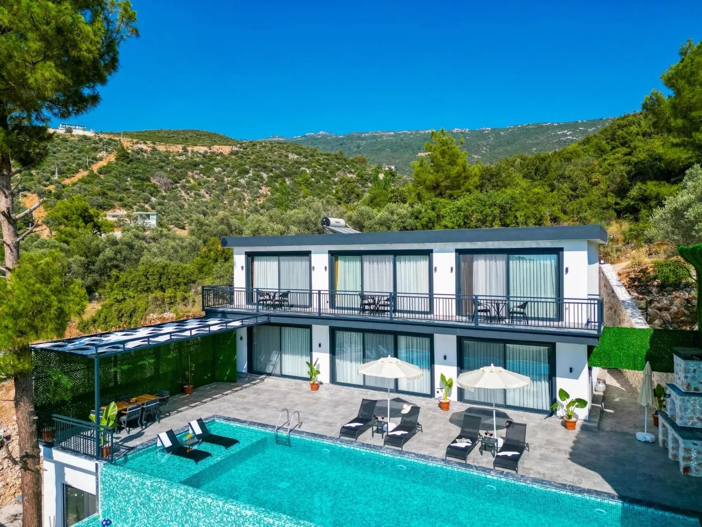 Villa Selinay 61, Kaş — muhafazakâr villa