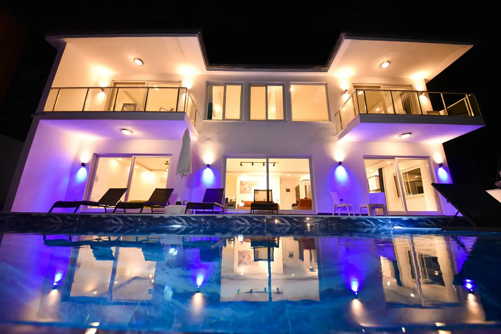 Villa Src, Kaş — muhafazakâr villa