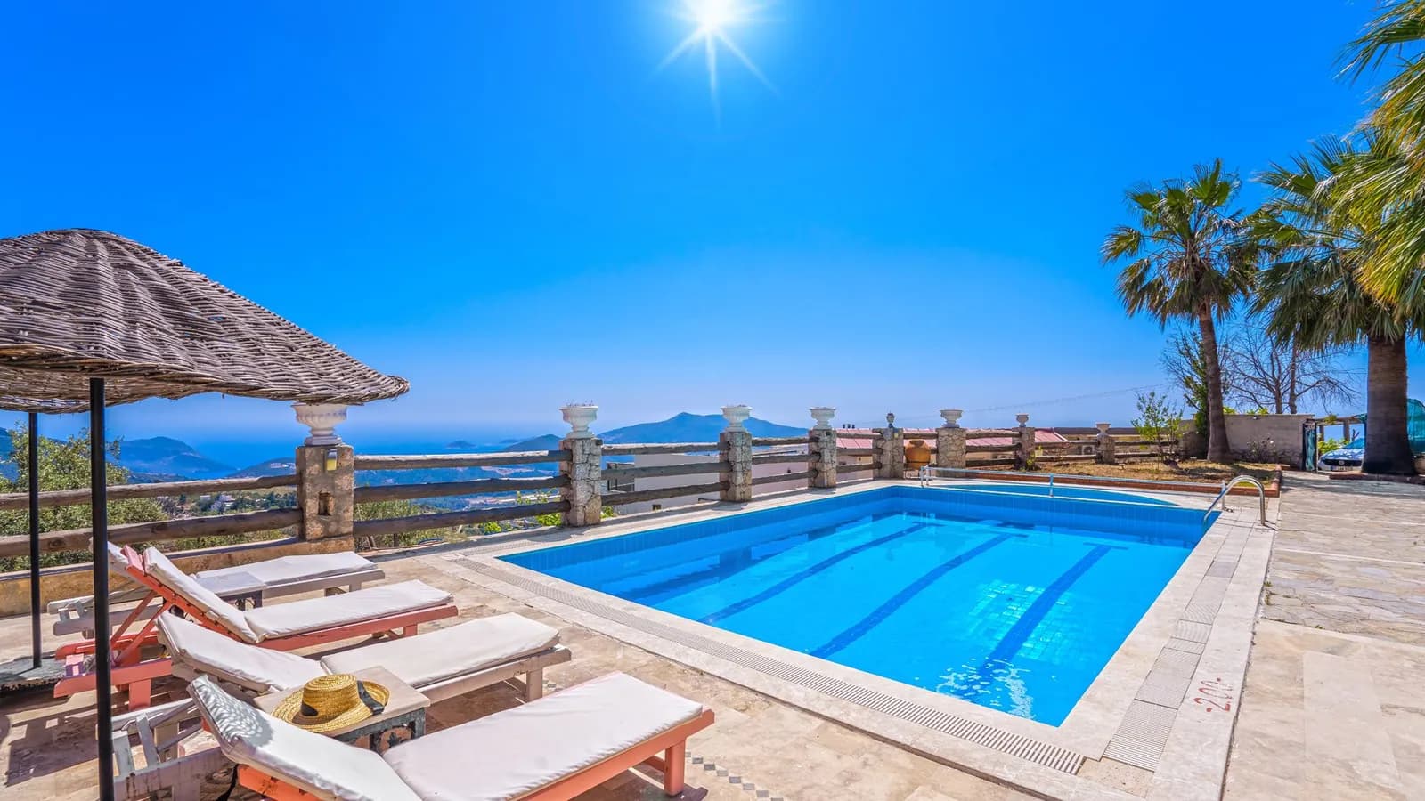 Villa Star 2, Kaş — muhafazakâr villa