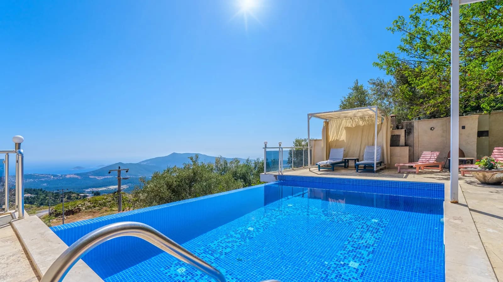 Villa Star 3, Kaş — muhafazakâr villa