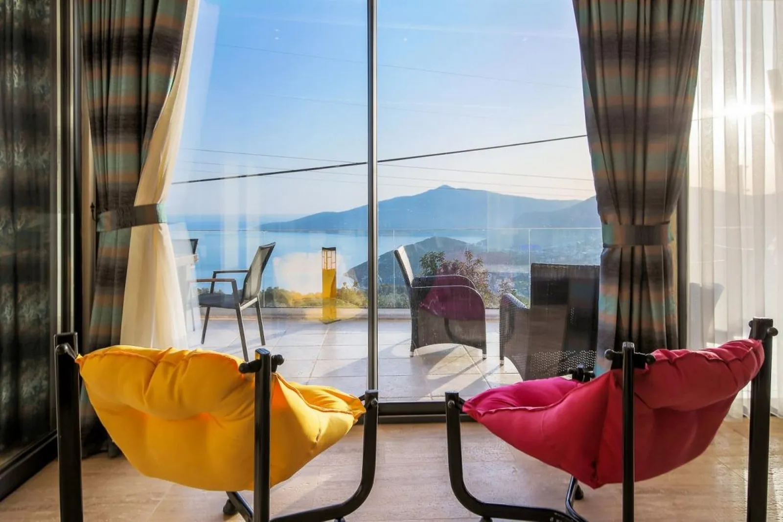 Villa Suit Yin, Kaş — muhafazakâr villa