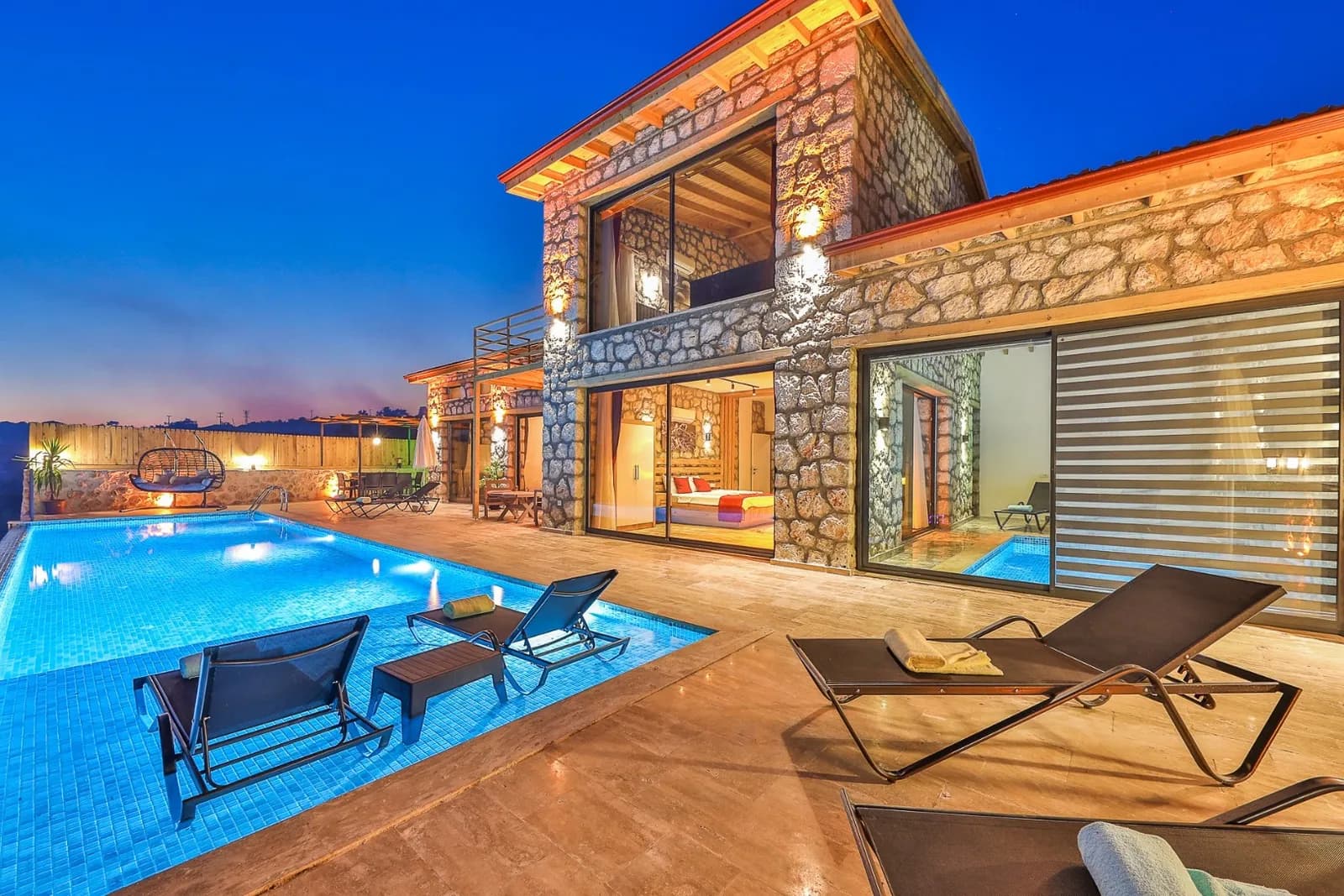 Villa Summer Şato, Kaş — muhafazakâr villa