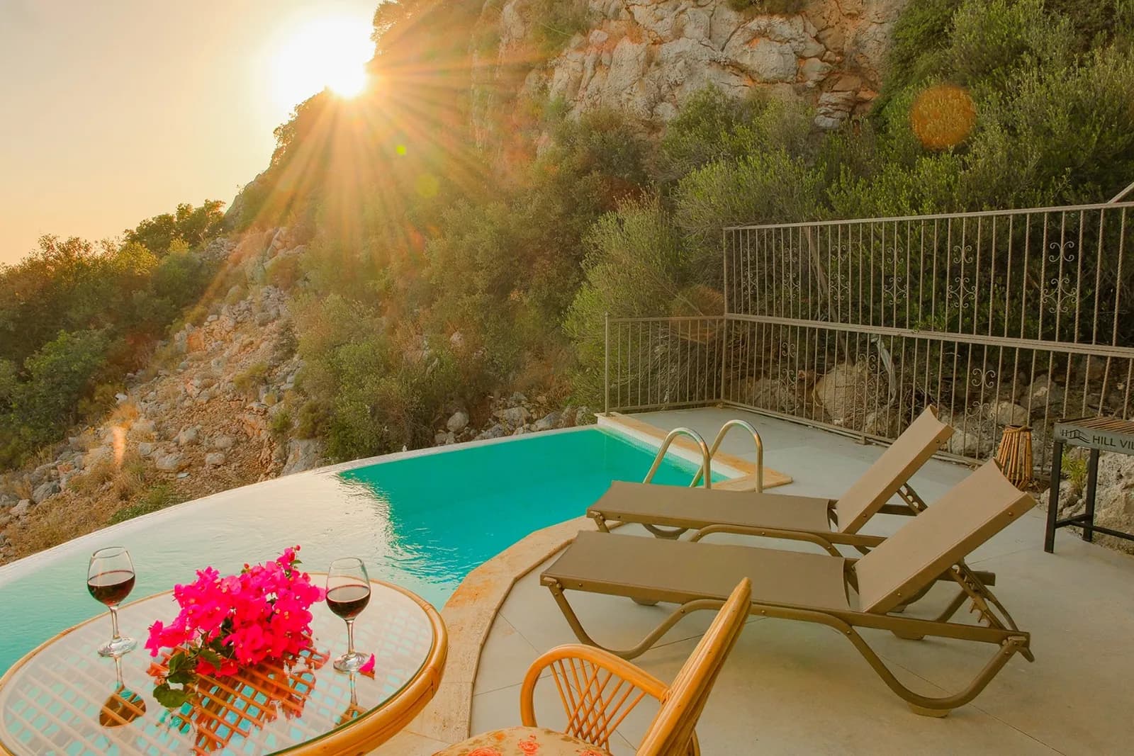 Villa Sunset Manzara, Kaş — muhafazakâr villa