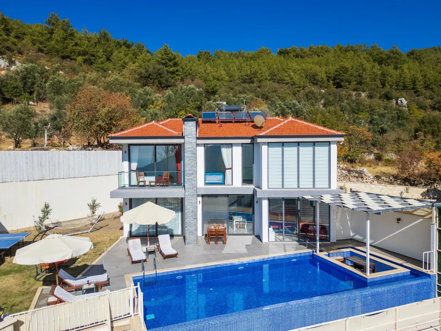 Villa Usta House, Kaş — muhafazakâr villa