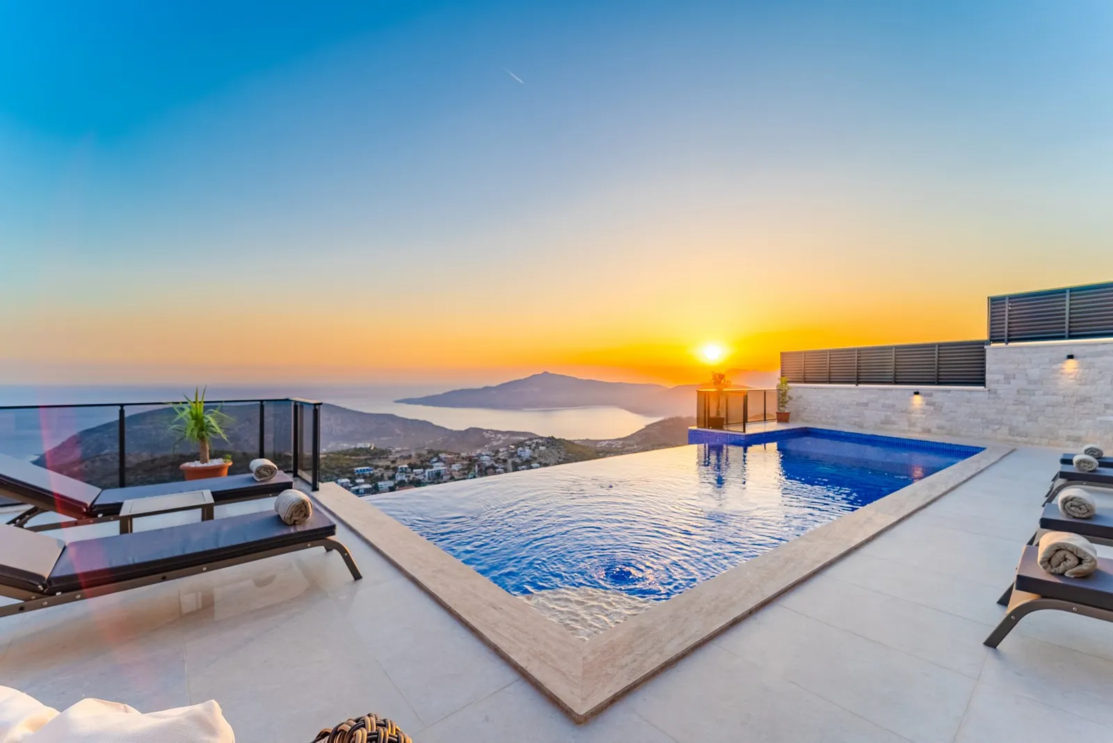 Villa Yeşim House, Kaş — muhafazakâr villa