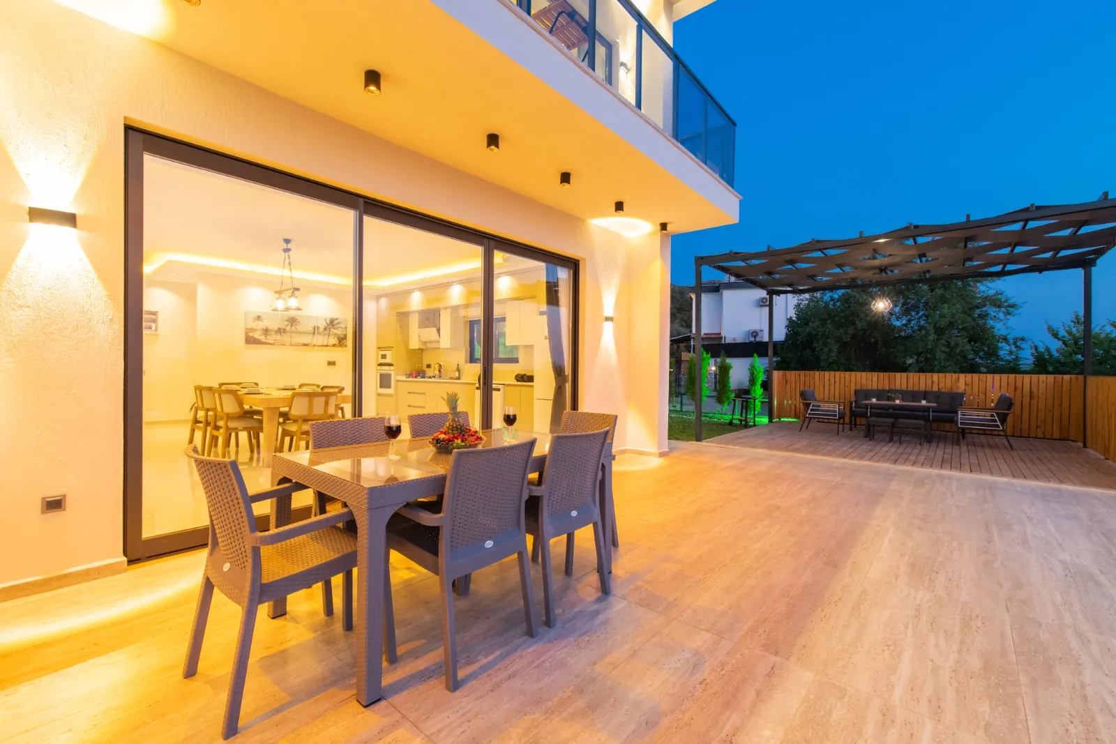 villa-kayu-house-kas-2