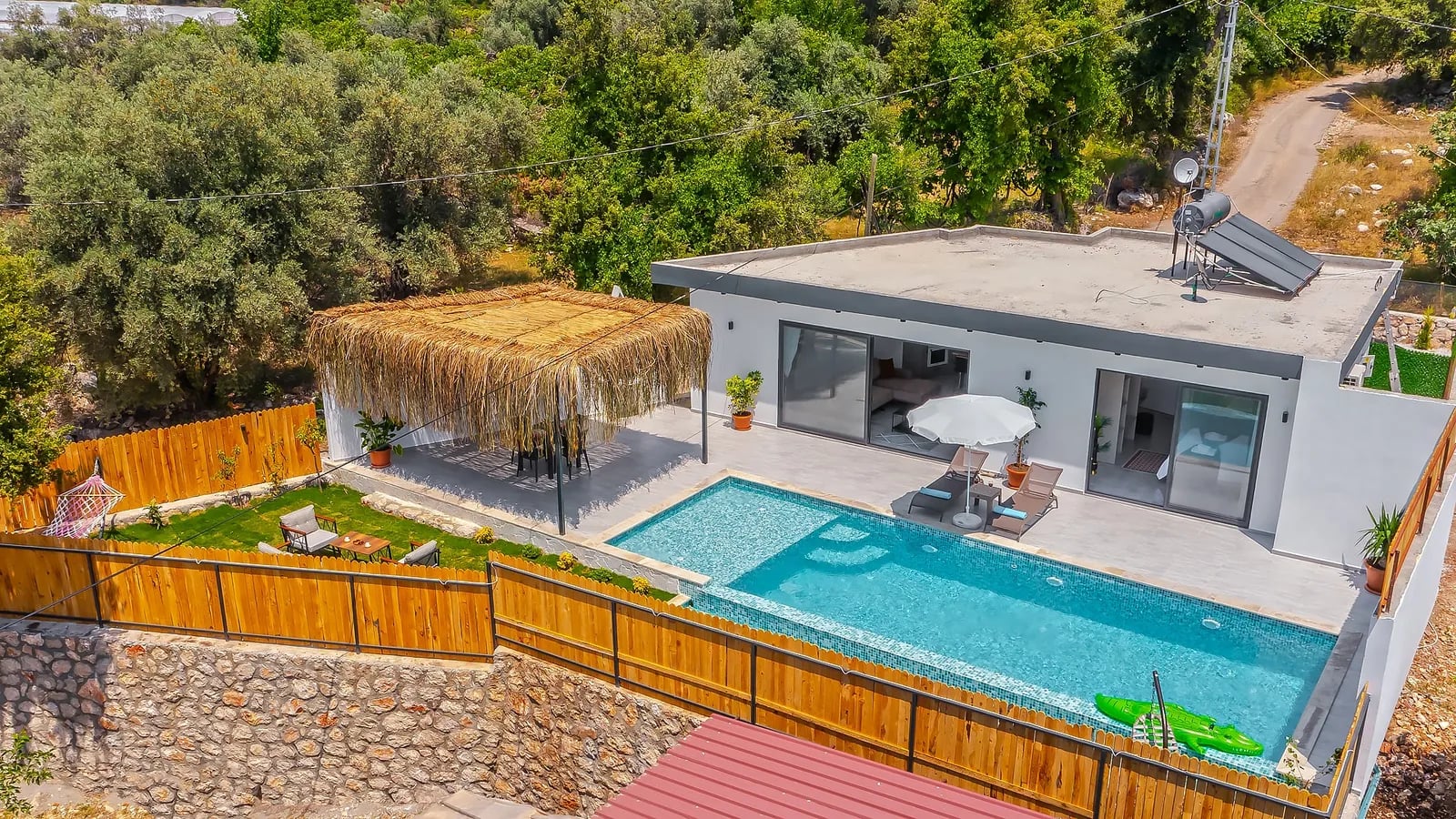 villa-mercan-balayi-kas-6