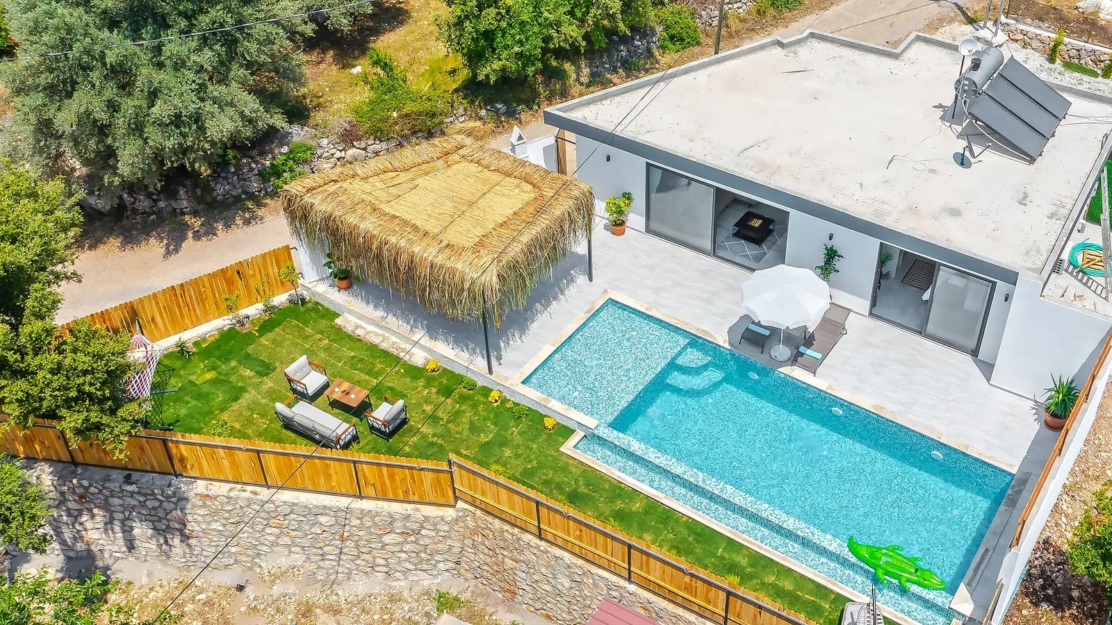 villa-mercan-balayi-kas-7